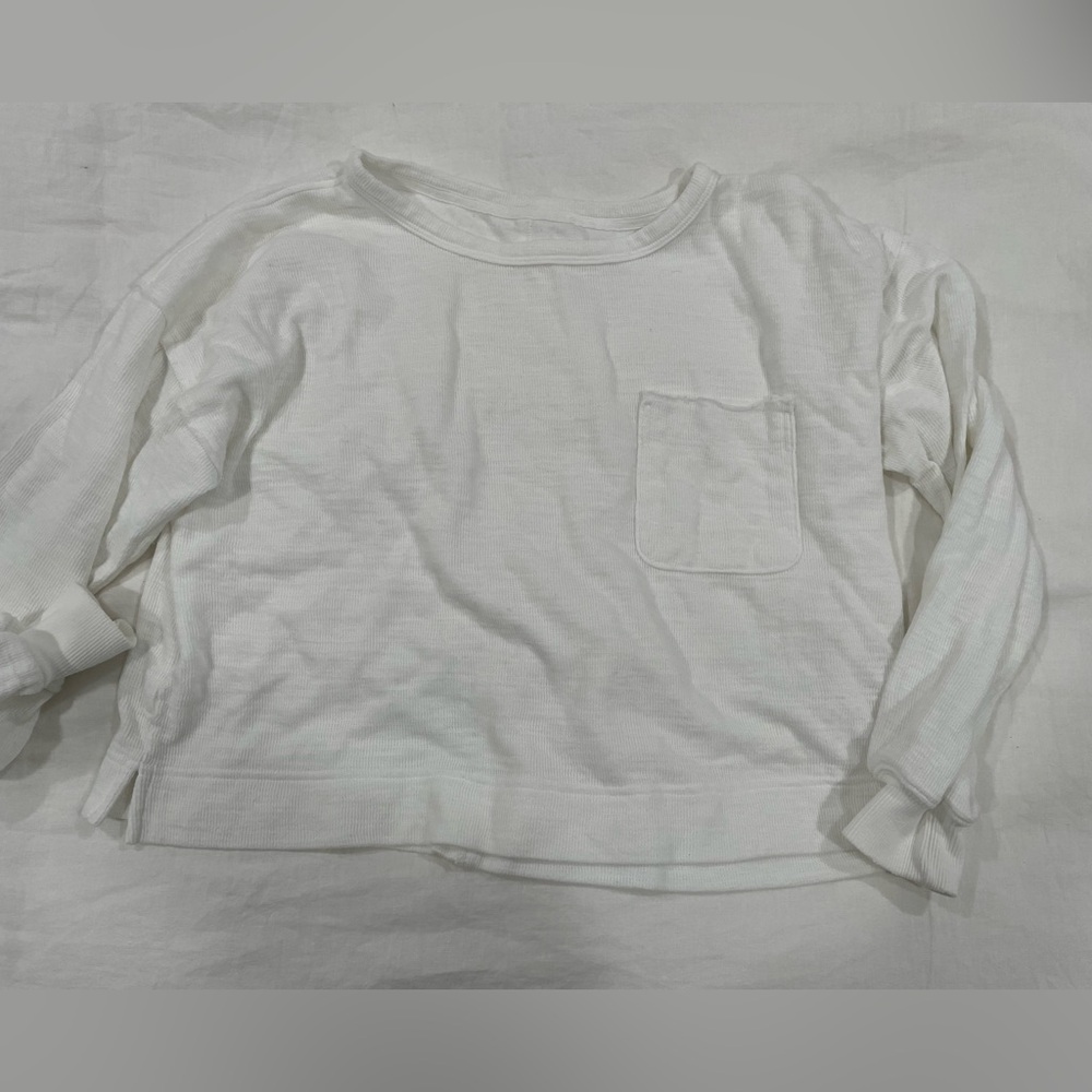 Aerie Soft White pocket sweatshirt NWOT size S